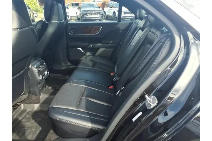 $21995 : Lincoln Continental 2019 AWD image 9