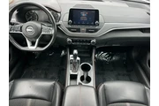 $20499 : Nissan Altima 2024 2.5 SR 4d thumbnail