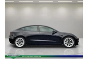 $30898 : Tesla Model 3 2022 AWD Long thumbnail