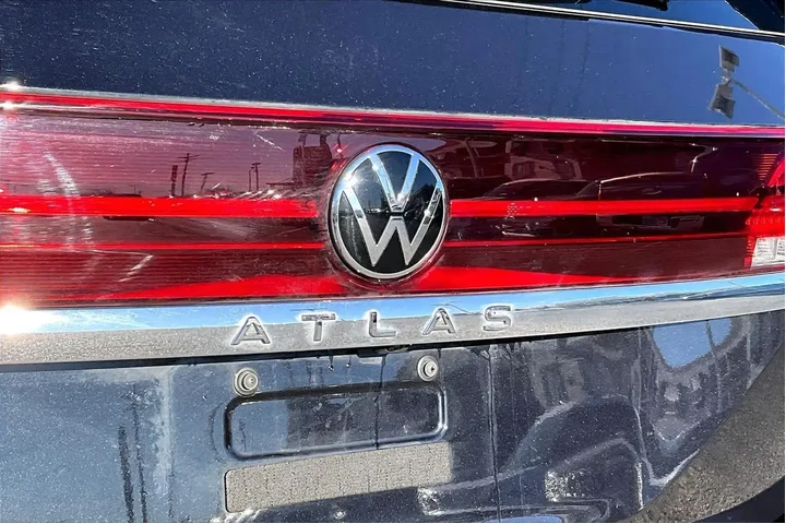 $27987 : Volkswagen Atlas 2025 SE 4dr image 8