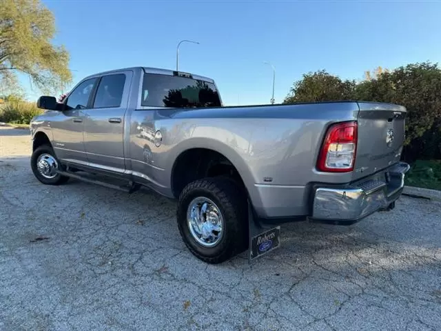 $39995 : 2019 RAM 3500 Lone Star image 9