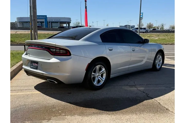 $22969 : Dodge Charger 2022 SXT 4dr S image 10