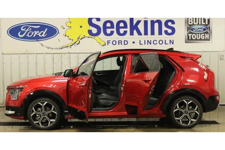 $37995 : Kia Niro 2023 SX Touring 4dr image 4