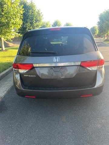 $10995 : PRE-OWNED 2015 HONDA ODYSSEY image 5