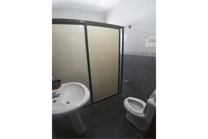 $3100 : RENTA DE CUARTO AMUEBLADO image 3