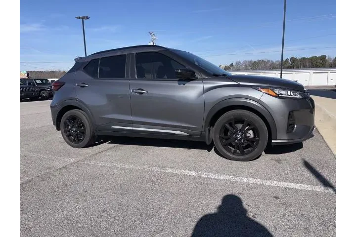 $18449 : Nissan Kicks 2021 SR 4dr Cro image 4
