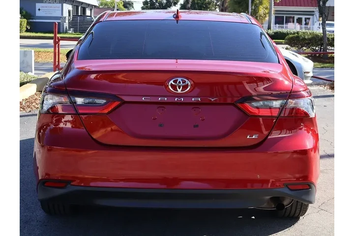 $18990 : Toyota Camry 2023 LE 4dr Sed image 9