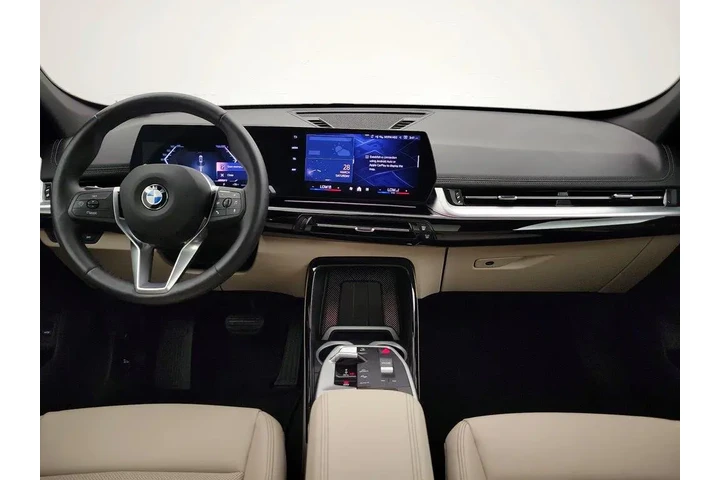 $31998 : BMW X1 2024 AWD xDrive28i 4d image 9