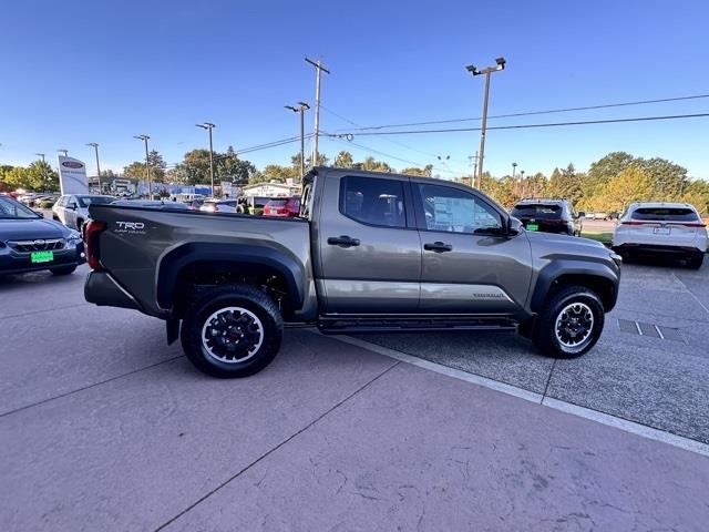 $53855 : 2024 Tacoma TRD Off-Road image 6