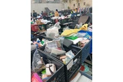 $1 : Sale yardsale thumbnail