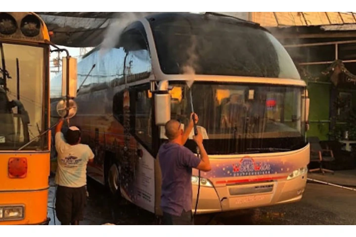 Bus Depot Wash image 2