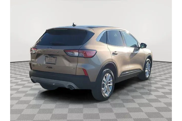 $17695 : Ford Escape 2020 AWD SE 4dr image 4