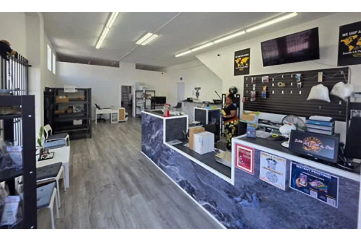 South Los Angeles Pack & Ship image 3