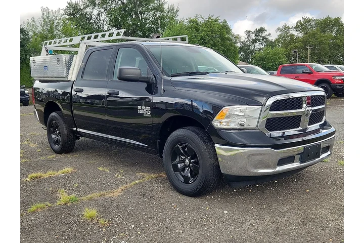 $29455 : Ram 1500 Classic 2023 4x4 Tr image 6
