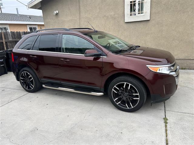 $9000 : Ford Edge Título limpio image 3