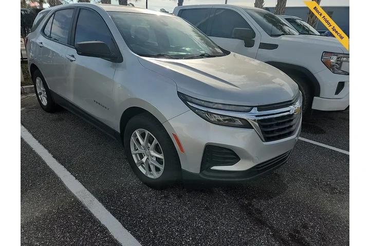 $15800 : Chevrolet Equinox 2022 LS 4d image 1