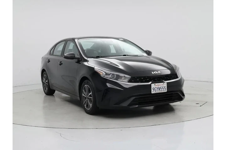 $17998 : Kia Forte 2023 LXS 4dr Sedan image 1