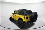 $28949 : Pre-Owned 2019 Wrangler Unlim thumbnail