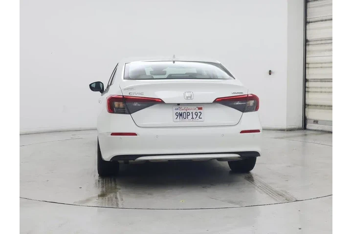 $28998 : Honda Civic 2024 Touring 4dr image 6