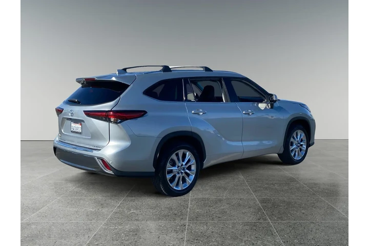 $37816 : Toyota Highlander 2021 Limit image 5