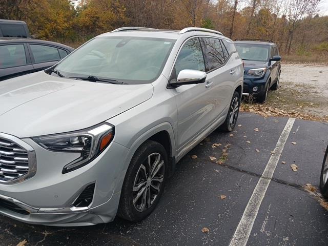 $22990 : Pre-Owned 2019 Terrain Denali image 10