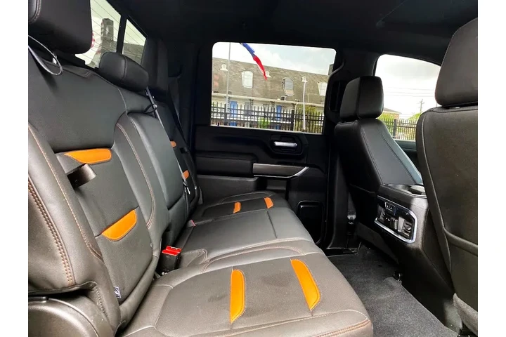 2021 GMC Sierra 2500HD AT4 Cr image 9