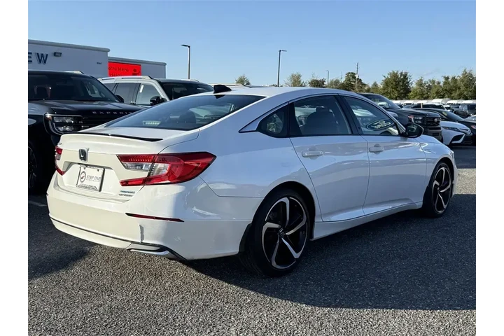 $24410 : Honda Accord Hybrid 2022 Spo image 5