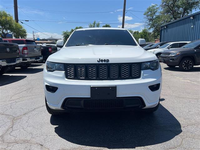 $23988 : 2019 Grand Cherokee Altitude, image 4