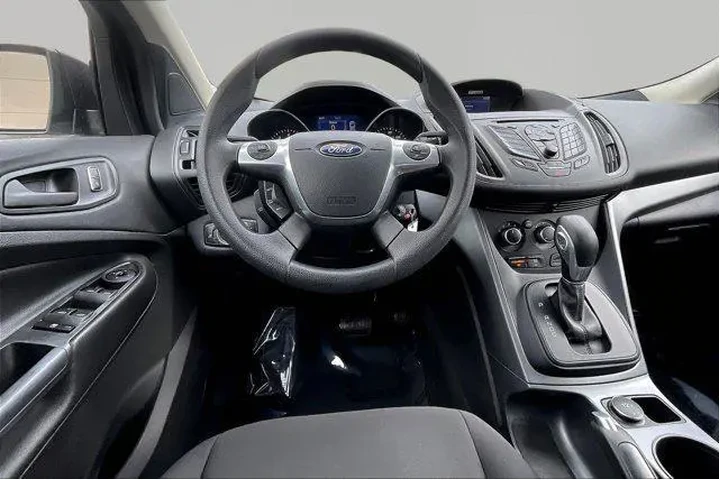 $10603 : Ford Escape 2015 S 4dr SUV image 8