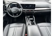 $24599 : Kia Sorento 2024 S 4dr SUV thumbnail