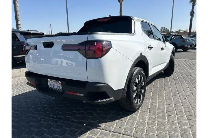 $25995 : Hyundai SANTA CRUZ 2025 SE 4 image 4