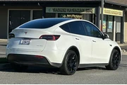 $30720 : Tesla Model Y 2022 AWD Long thumbnail