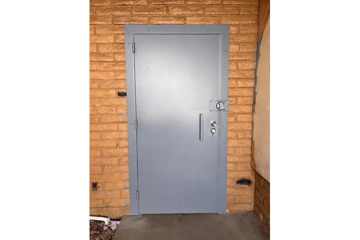 Instalación de cercas y puerta image 7