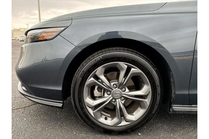 $28000 : Honda Accord 2024 EX 4dr Sed image 10