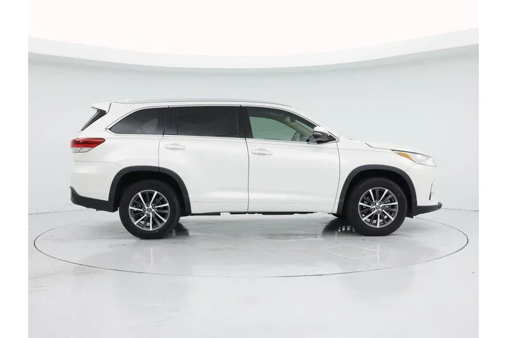 $27998 : Toyota Highlander 2017 XLE 4 image 7