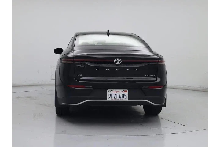 $36998 : Toyota Crown 2023 AWD Limite image 6