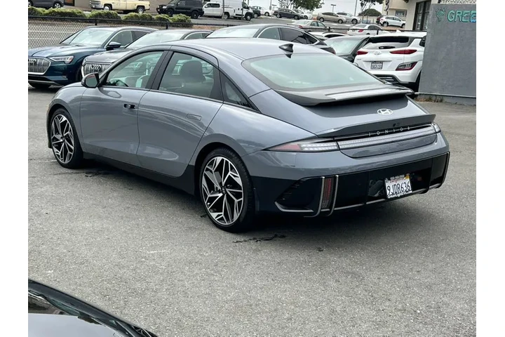 $27200 : 2023 IONIQ 6 SEL AWD image 7