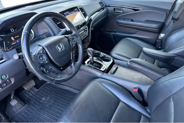 $26981 : Honda Ridgeline 2018 AWD RTL image 10