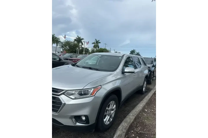 $16590 : Chevrolet Traverse 2021 LT C image 3