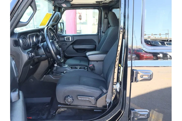 $36587 : 2021 Wrangler Unlimited Rubic image 7