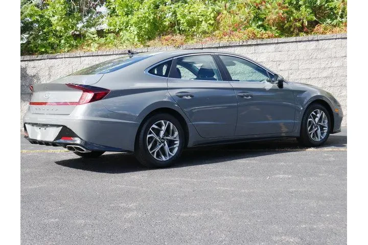 $20995 : Hyundai SONATA 2023 SEL 4dr image 7