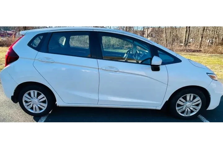 $10000 : 2015 Fit LX image 4