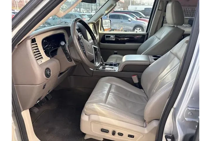 $14987 : Lincoln Navigator L 2016 4x4 image 5