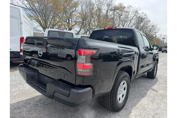 $25900 : Nissan Frontier 2024 4x2 S 4 image 9