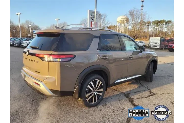 $37895 : Nissan Pathfinder 2024 Plati image 3
