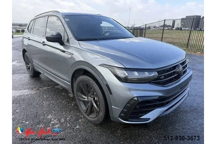 $29903 : Volkswagen Tiguan 2024 SE R- image 1
