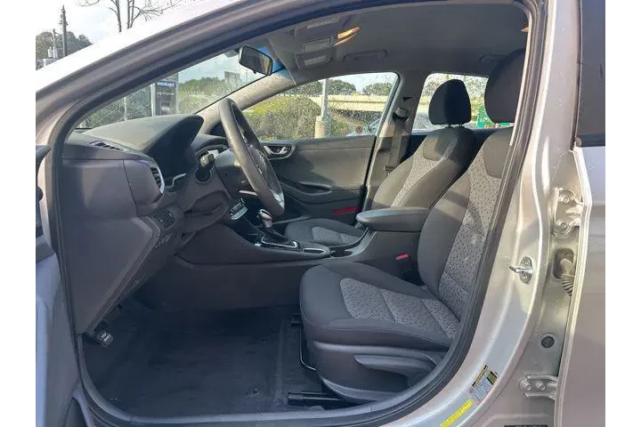 $16388 : Hyundai IONIQ Hybrid 2018 Bl image 7