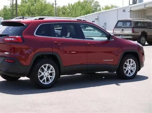 $6500 : 2015 Jeep Cherokee Latitude image 3