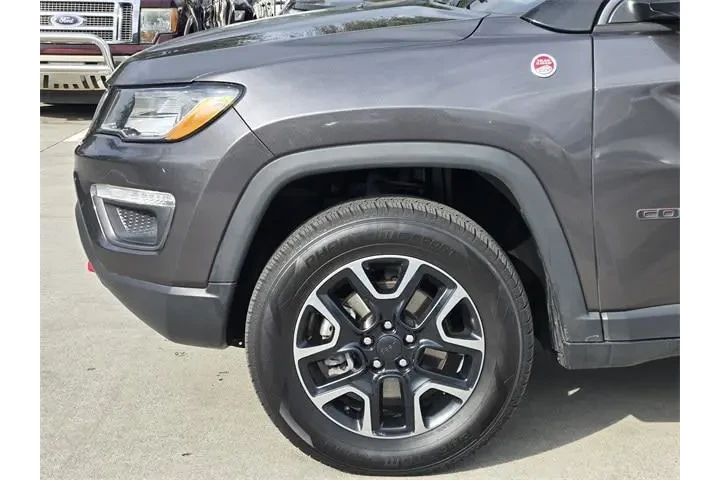 $17963 : Jeep Compass 2019 4x4 Trailh image 8