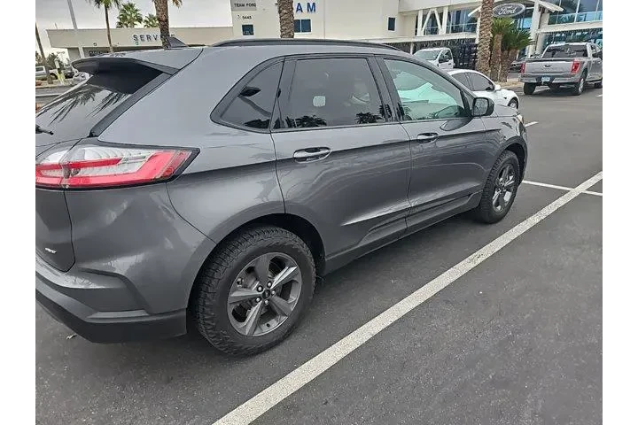 $27164 : Ford Edge 2024 AWD SEL 4dr S image 2